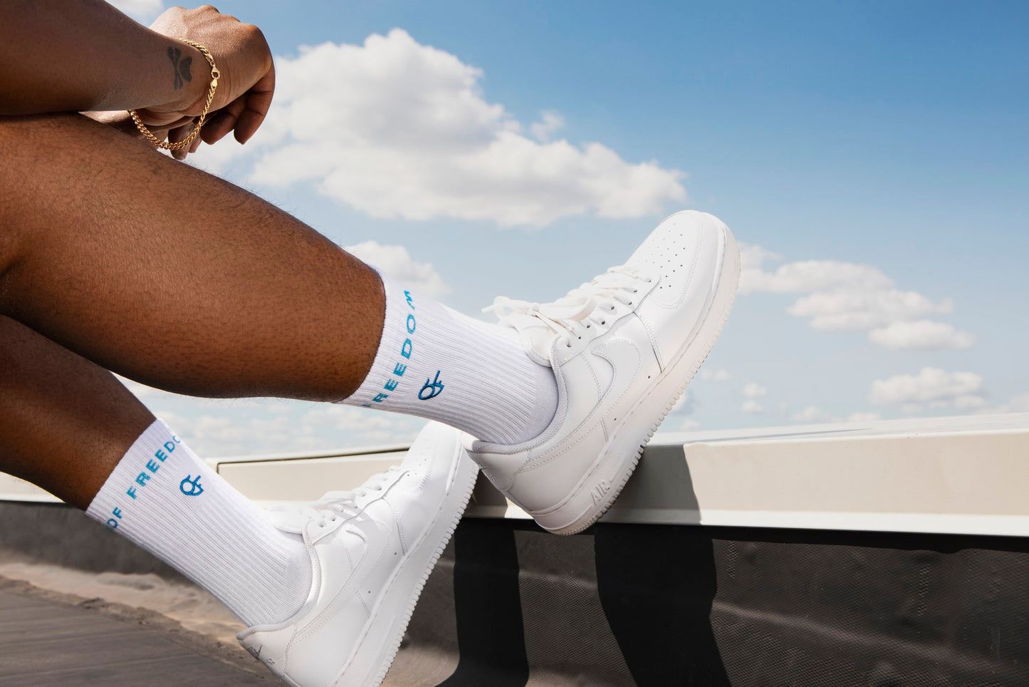 The Horizon Socks • Morning Blue